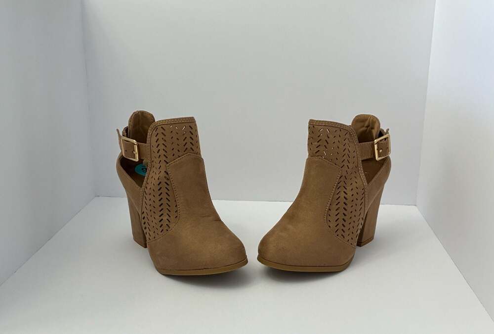 Top Moda Popular-05 Perforated Ankle Booties with Buckle